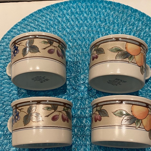 Mikasa Other - Vintage Mikasa Set of 4 Intaglio Golden Harvest Mugs